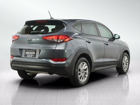 Used 2017 Hyundai Tucson SE w/ Cargo Package FWD image 5