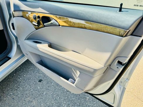 Used 2007 Mercedes-Benz E 350 Sedan image 43