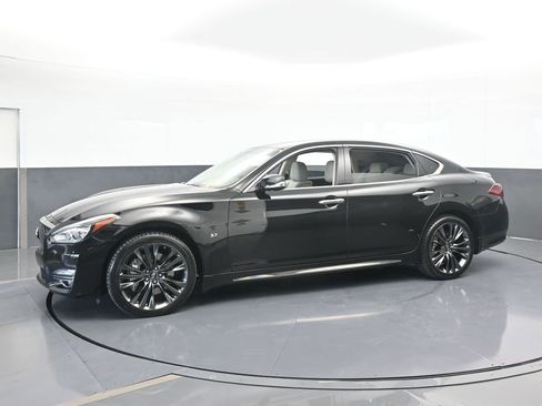 Used 2019 INFINITI Q70 L 3.7 image 2