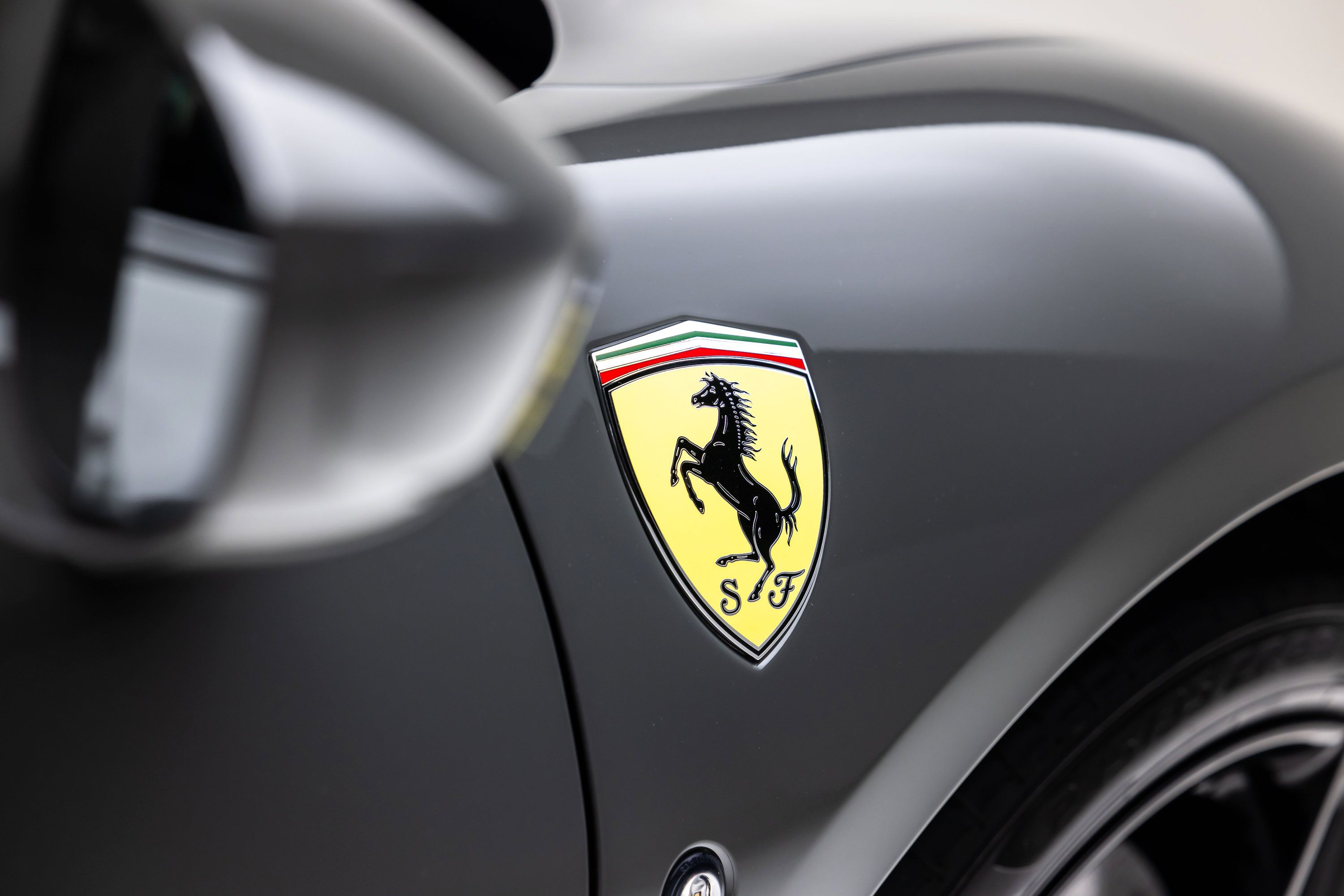 Certified 2022 Ferrari F8 Tributo RWD image 25
