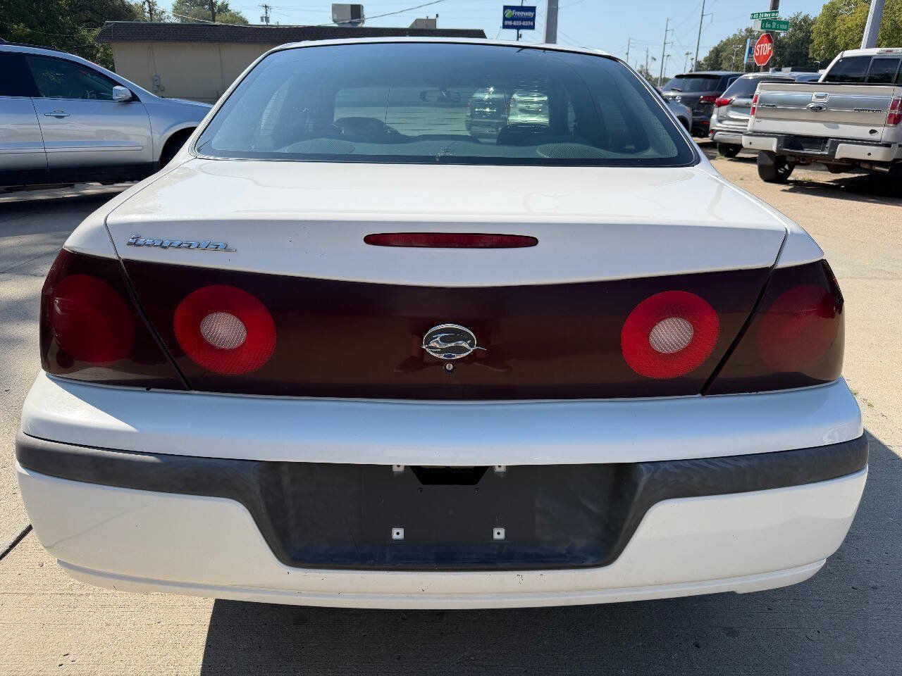 Used 2001 Chevrolet Impala w/ Preferred Equipment Group FWD image 6