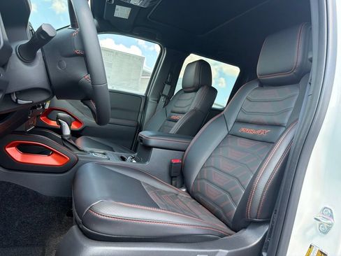 New 2026 Nissan Frontier PRO-4X w/ Pro Premium Package AWD/4WD image 11