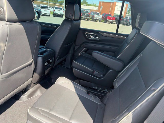 Used 2023 Chevrolet Tahoe Premier AWD/4WD image 11