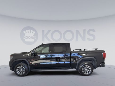 Used 2024 GMC Sierra 1500 AT4 w/ Technology Package image 2