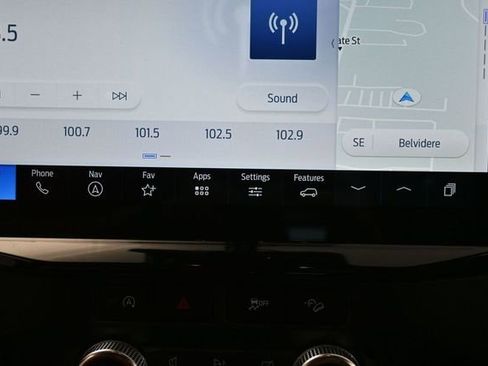 Used 2024 Ford Expedition XLT AWD/4WD image 24