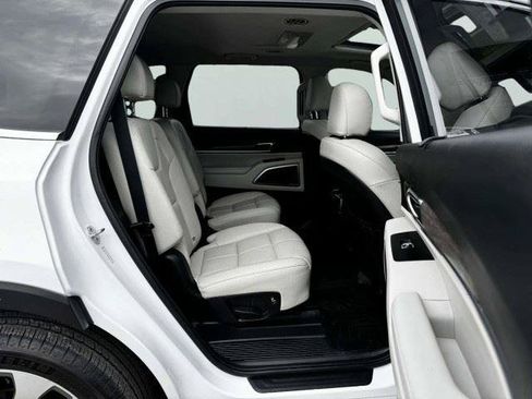 Used 2021 Kia Telluride EX w/ EX Premium Package FWD image 45