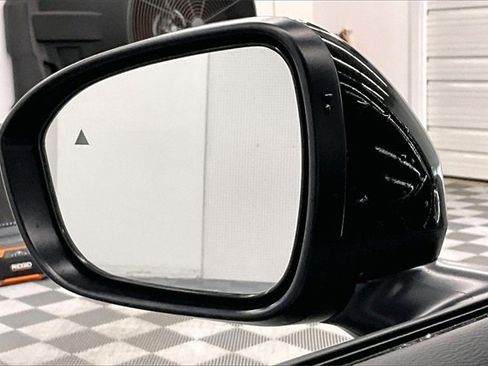 New 2026 Nissan Kicks SR image 25