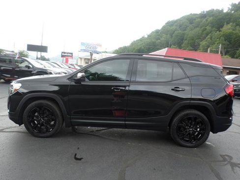 Used 2020 GMC Terrain SLE w/ Driver Convenience Package AWD/4WD image 9