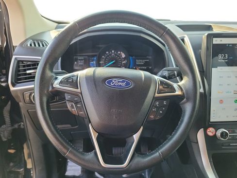 Used 2024 Ford Edge SEL AWD/4WD image 12