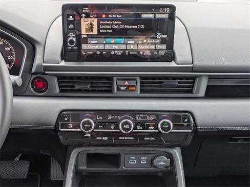 New 2025 Honda Pilot EX-L image 17