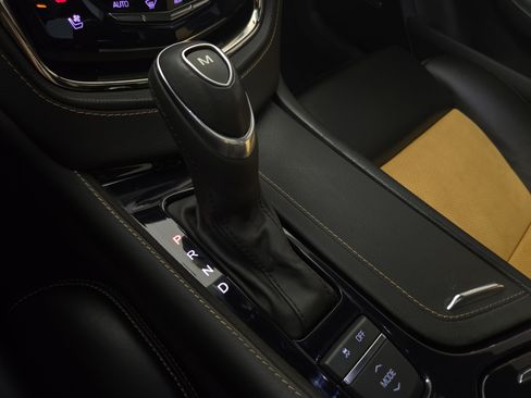 Used 2019 Cadillac CTS V w/ Carbon Fiber Package RWD image 24