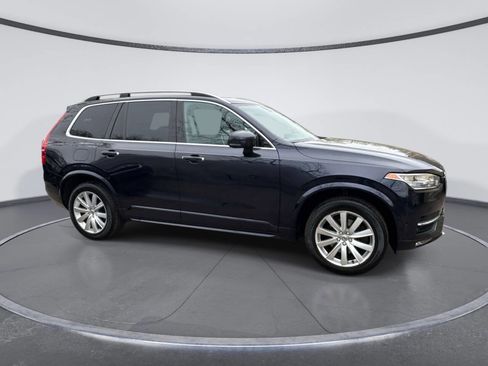 Used 2016 Volvo XC90 T6 Momentum AWD/4WD image 6