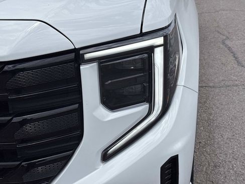 Used 2026 GMC Sierra 1500 Elevation AWD/4WD image 12