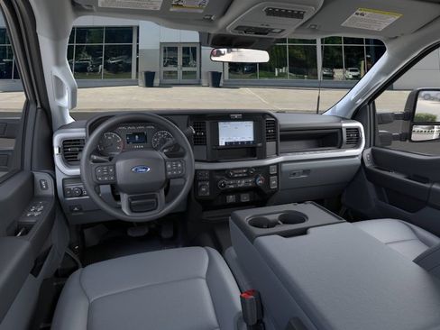 New 2026 Ford F550 4x4 Crew Cab Super Duty image 9