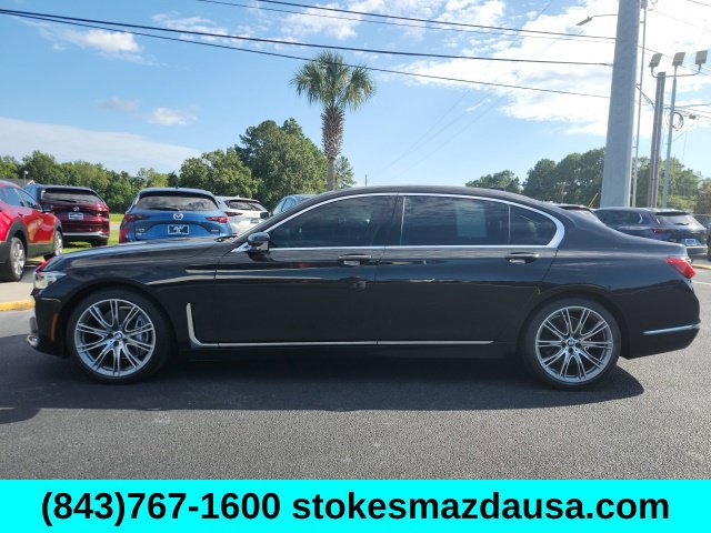 Used 2020 BMW 740i w/ Premium Package RWD image 12