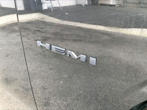 Used 2022 Dodge Challenger R/T w/ Blacktop Package image 9