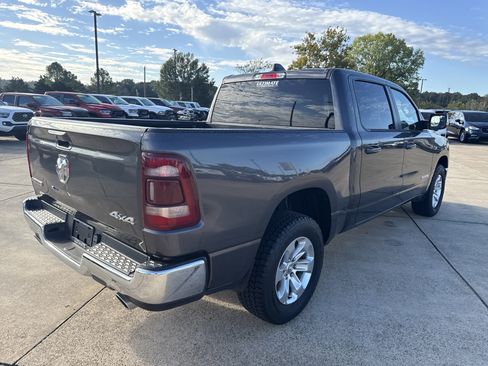 Used 2024 RAM 1500 Laramie image 10