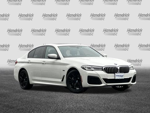 Certified 2023 BMW 530e w/ M Sport Package image 2