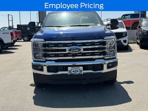 New 2026 Ford F250 Lariat w/ FX4 Off-Road Package AWD/4WD image 2