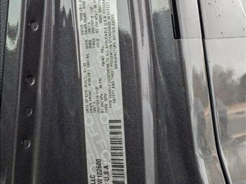 Used 2022 Jeep Wrangler Unlimited Sahara image 22