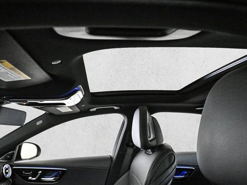 Certified 2025 Mercedes-Benz C 300 4MATIC Sedan image 17