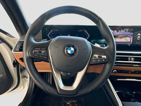 Used 2024 BMW 330i Sedan w/ Premium Package image 11