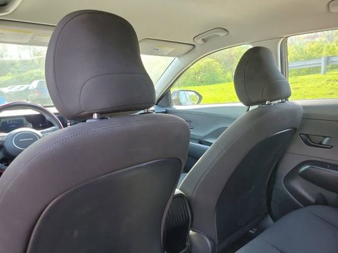 Used 2025 Hyundai Kona SE AWD/4WD image 26