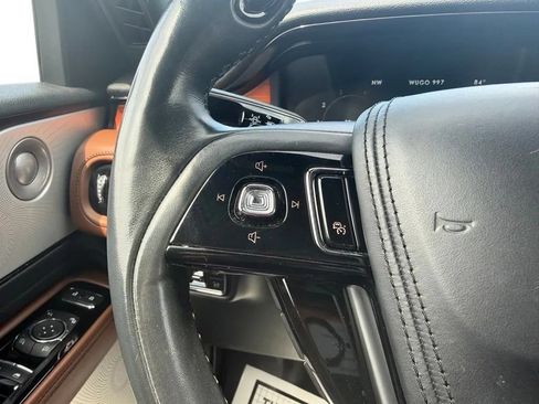 Used 2021 Lincoln Aviator Reserve w/ Equipment Group 201A AWD/4WD image 16