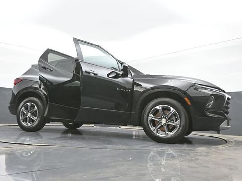 Used 2025 Chevrolet Blazer LT FWD image 50