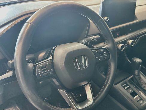 Used 2025 Honda CR-V Sport Touring image 18