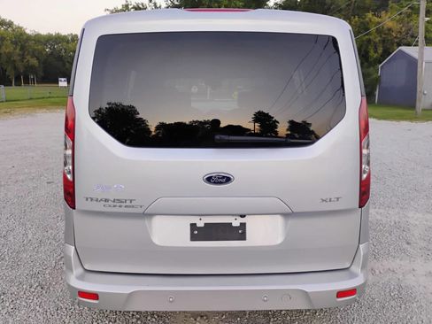 Used 2016 Ford Transit Connect XLT image 5