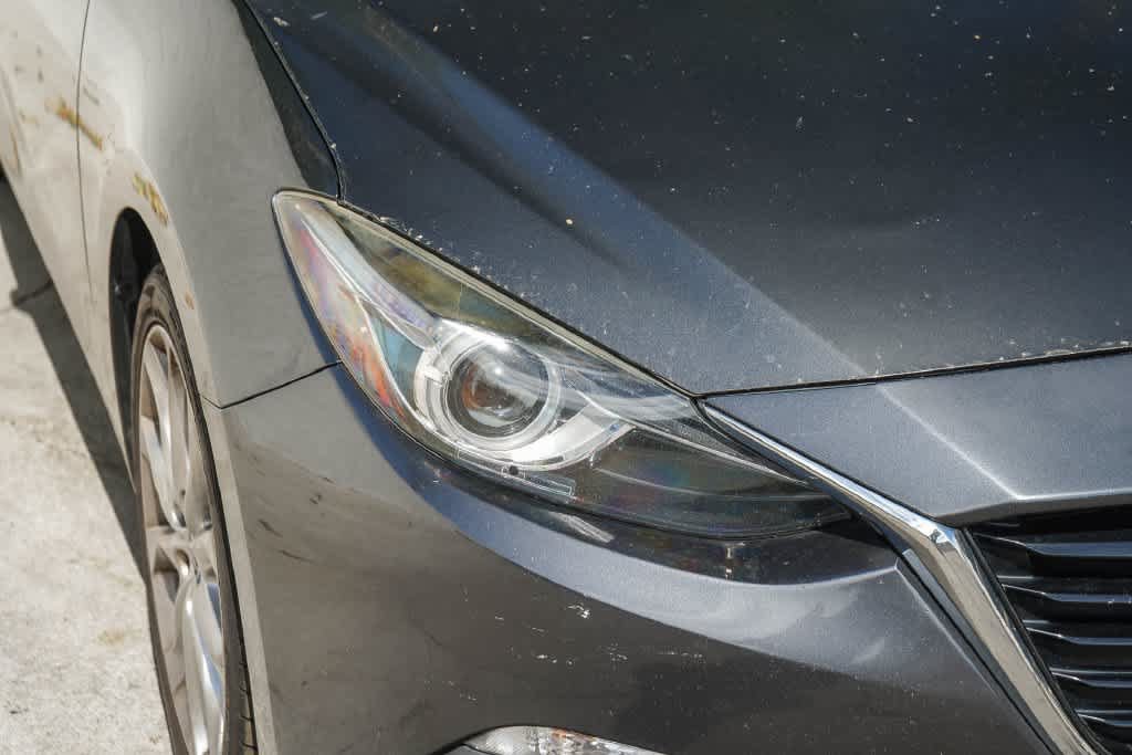 Used 2016 MAZDA MAZDA3 s Grand Touring w/ Technology Package FWD image 4