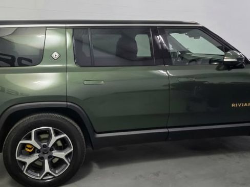 Used 2024 Rivian R1S Adventure AWD/4WD image 4