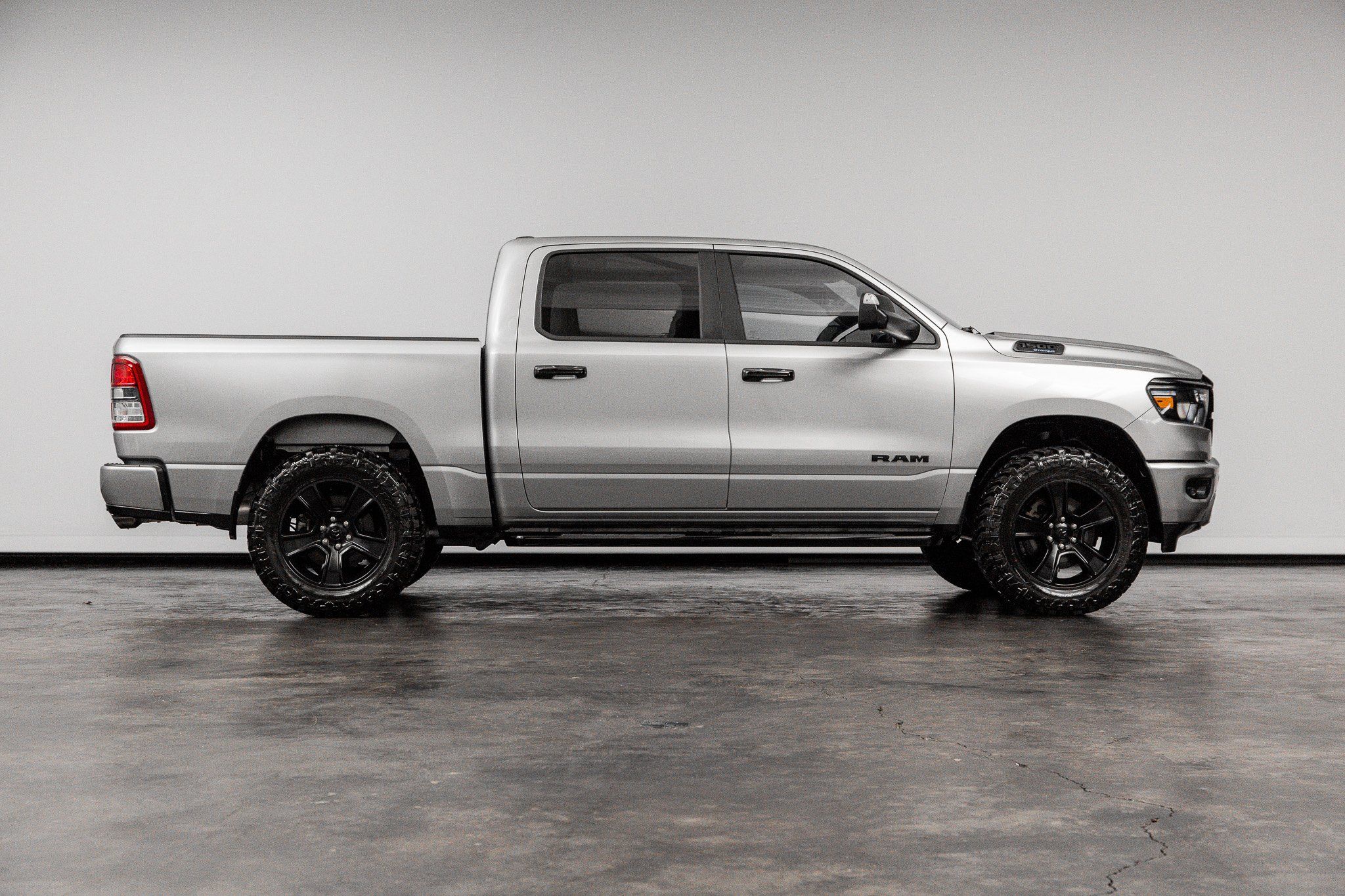 Used 2024 RAM 1500 Lone Star AWD/4WD image 21