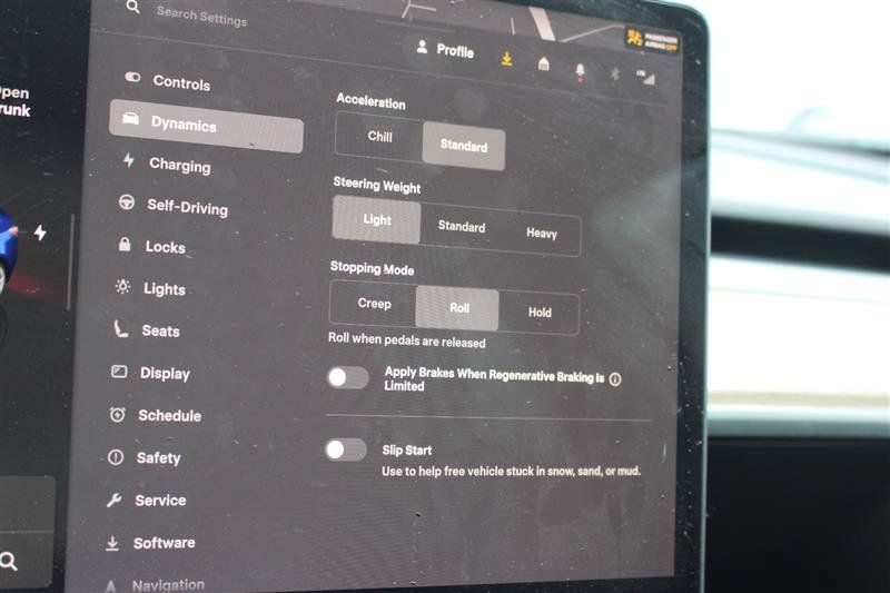 Used 2022 Tesla Model 3 Standard Range RWD image 11