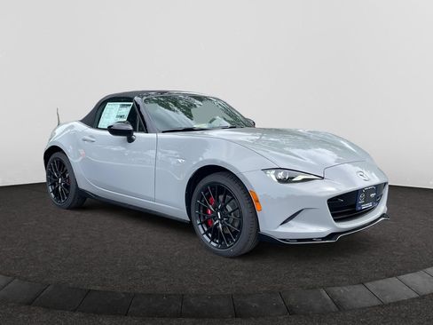 New 2026 MAZDA MX-5 Miata Club w/ Brembo/BBS Recaro Package RWD image 6