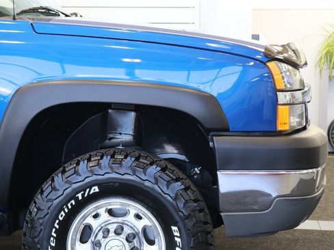 Used 2004 Chevrolet Silverado 2500 LT w/ Skid Plate Package AWD/4WD image 45