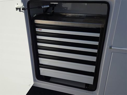 New 2025 Ford F350 XL w/ XL Chrome Package image 23