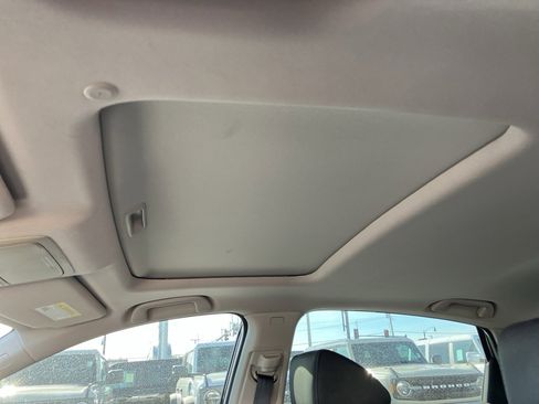 Used 2018 Honda Accord EX image 27