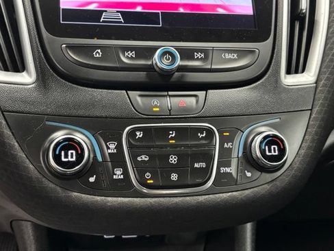 Used 2024 Chevrolet Malibu LT FWD image 24