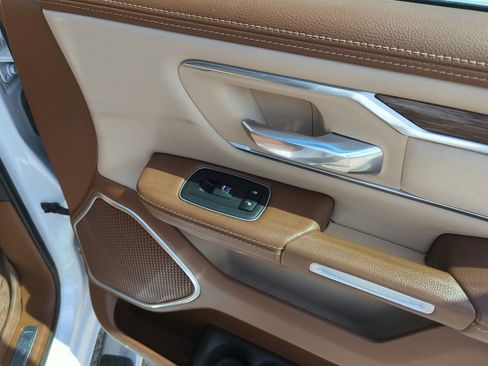 Used 2019 RAM 1500 Laramie image 33