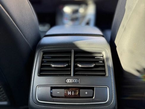 Used 2019 Audi S4 Premium Plus w/ Premium Plus Package image 22