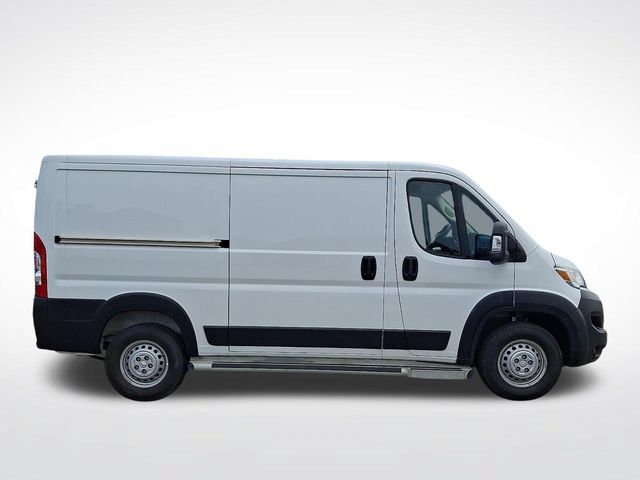 Used 2025 RAM ProMaster 2500 w/ U-Haul Equipment Group FWD image 7