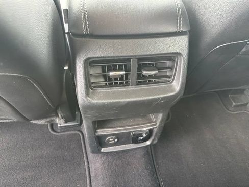 Certified 2022 Ford Edge Titanium AWD/4WD image 20