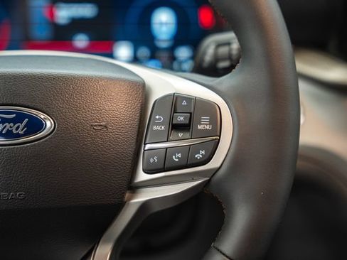 New 2026 Ford Explorer Active AWD/4WD image 30