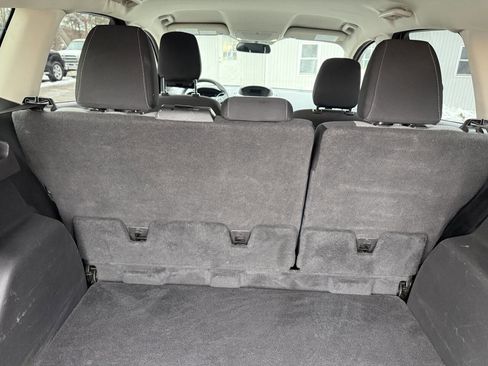 Used 2018 Ford Escape SE image 18