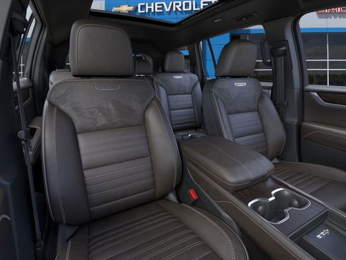 New 2026 GMC Acadia Denali Ultimate image 16