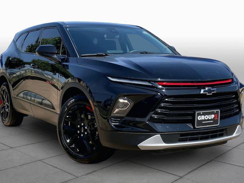 Used 2023 Chevrolet Blazer LT w/ Driver Confidence Package FWD image 3