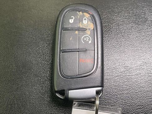 Used 2021 Jeep Cherokee Latitude Lux image 41