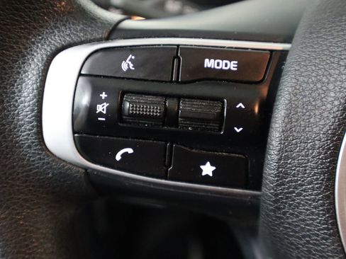 Used 2023 Kia Sportage LX image 45